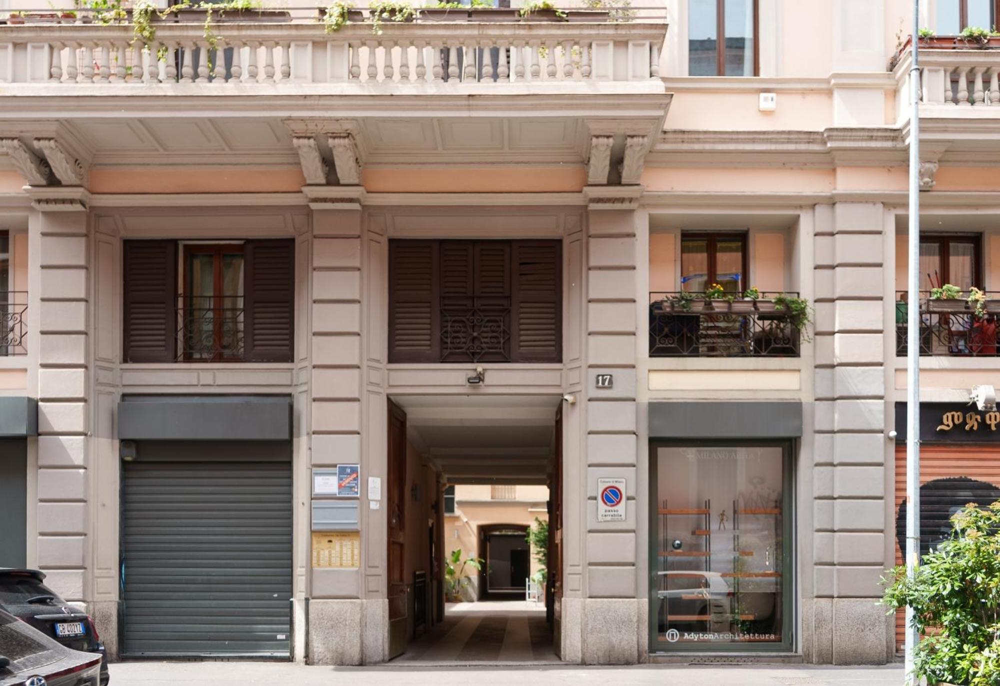 Area Milano Apartments - Tadino 17 Close To Central Station, Milan